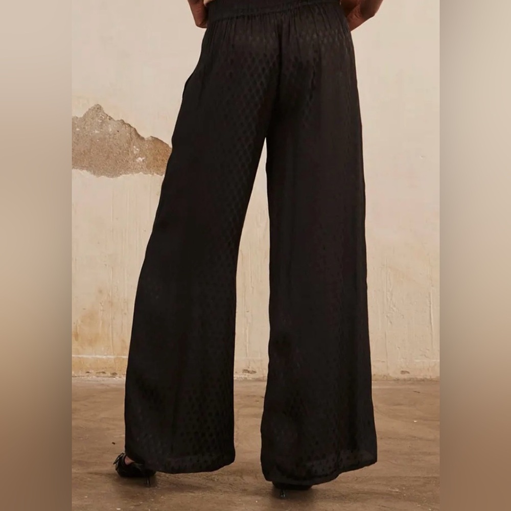Nekane/NKN  Black Wide-Leg Pants with Embroidered Floral Hem. Medium - Picture 9 of 9